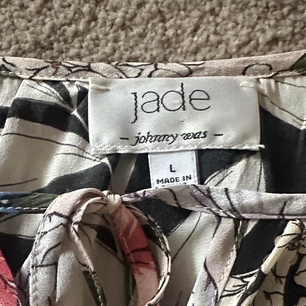 Jade Floral Off-Shoulder Blouse in Cream and Black - Picture 2 of 4